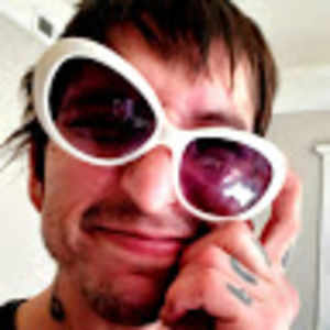 Meet your Posher, Lui